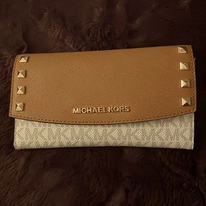 Michael Kors wallet